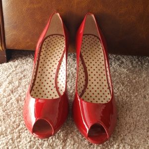 BCBG Red patent leather open toe pumps
